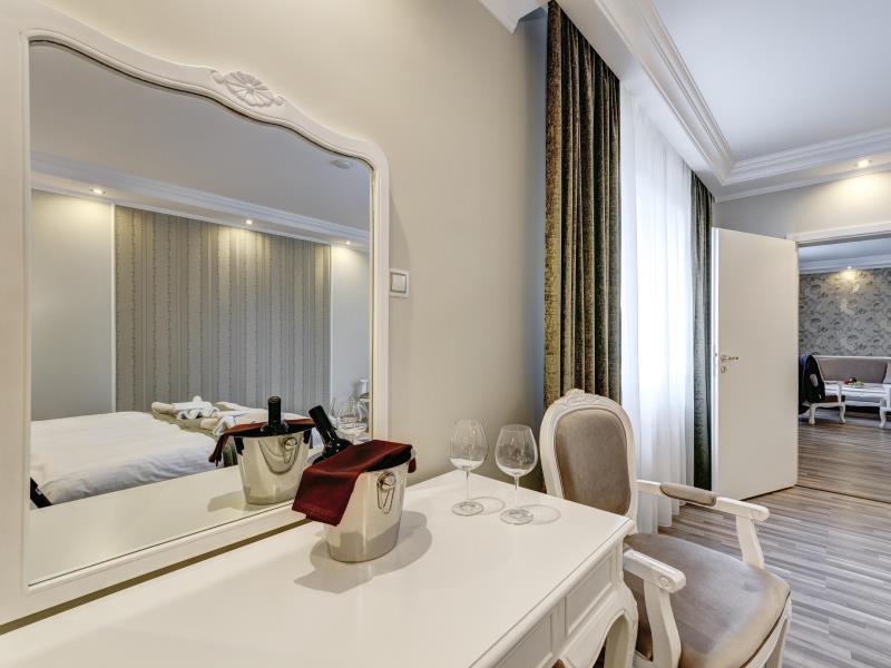Boutique Hotel Diama Mratín Zewnętrze zdjęcie