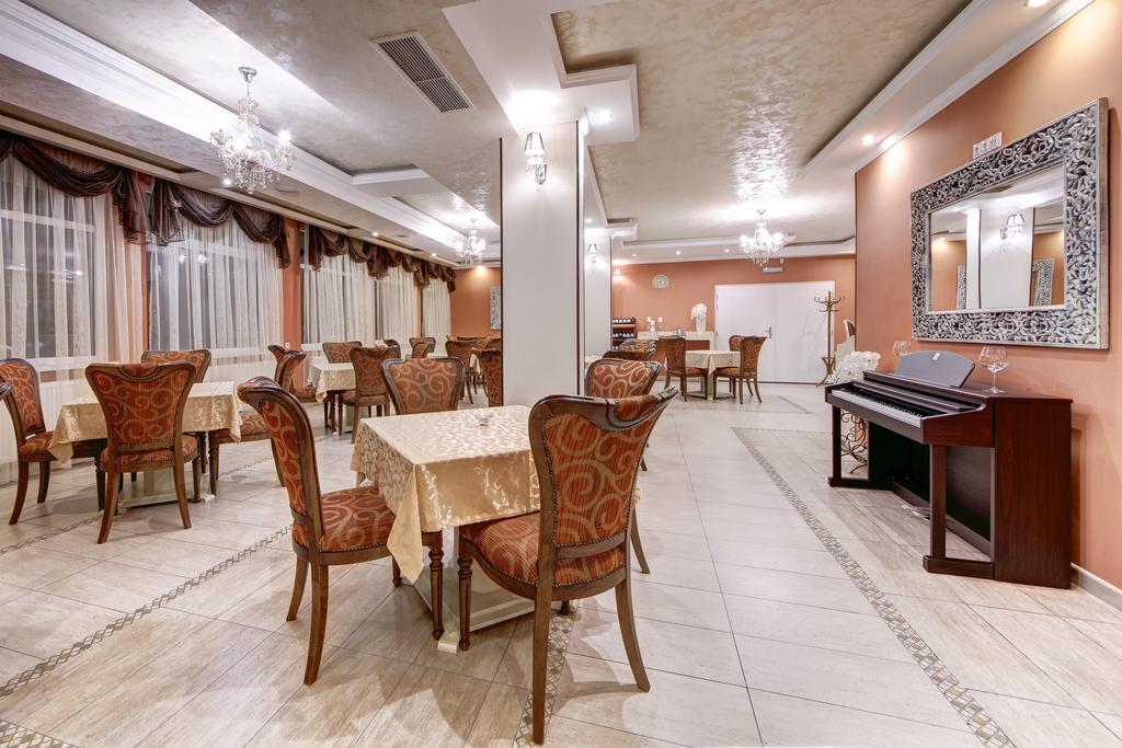 Boutique Hotel Diama Mratín Zewnętrze zdjęcie